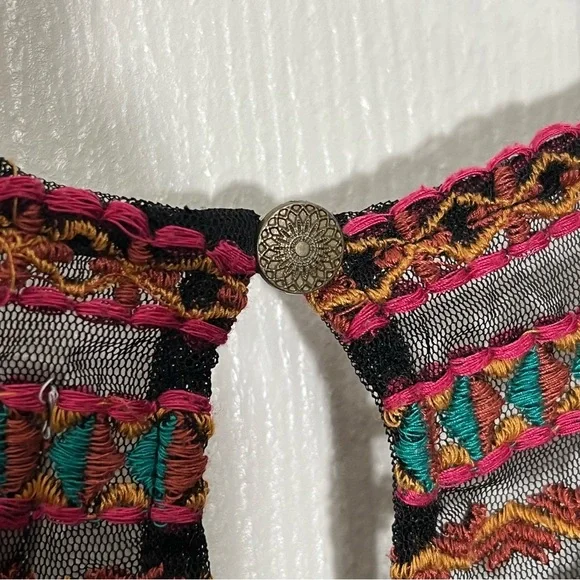 ANTHROPOLOGIE MAEVE Naples Embroidered Mesh Multicolored Cap Sleeve Top | XS - Picture 9 of 12